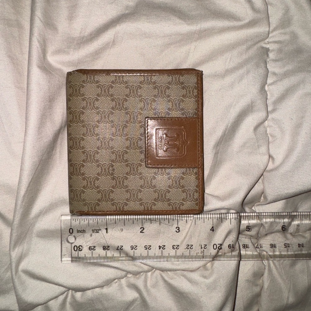 Celine Macadam Pattern Bifold Wallet Vintage - Picture 15 of 16